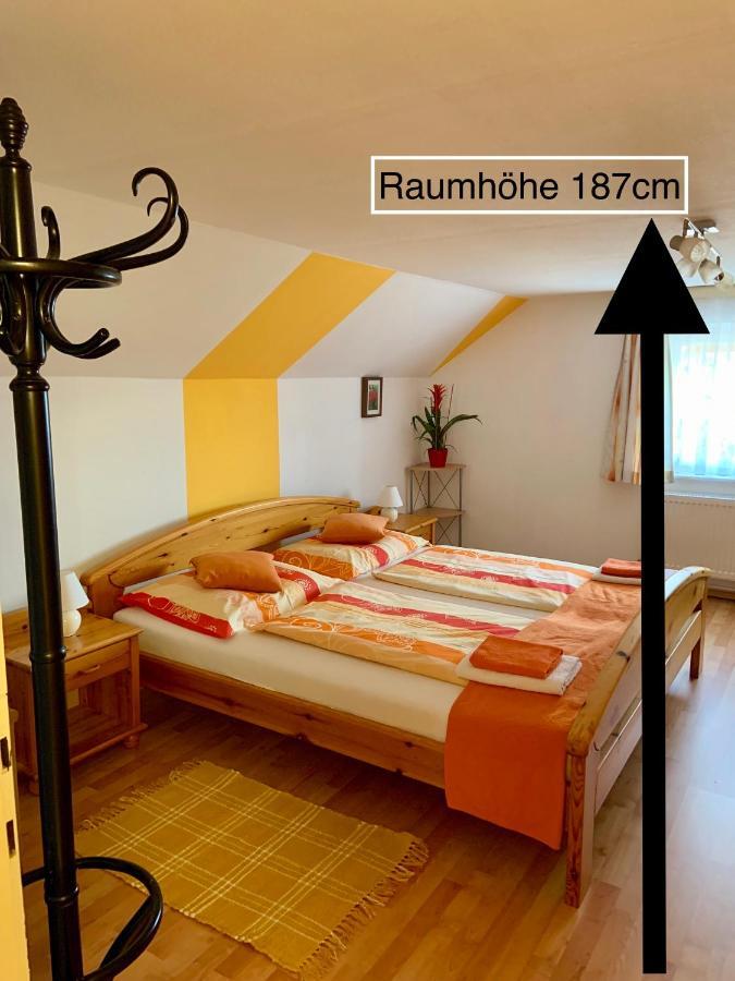 Serschenhof- Auszeit Ueber Dem Stall Apartment ลอยช์ชาค ภายนอก รูปภาพ